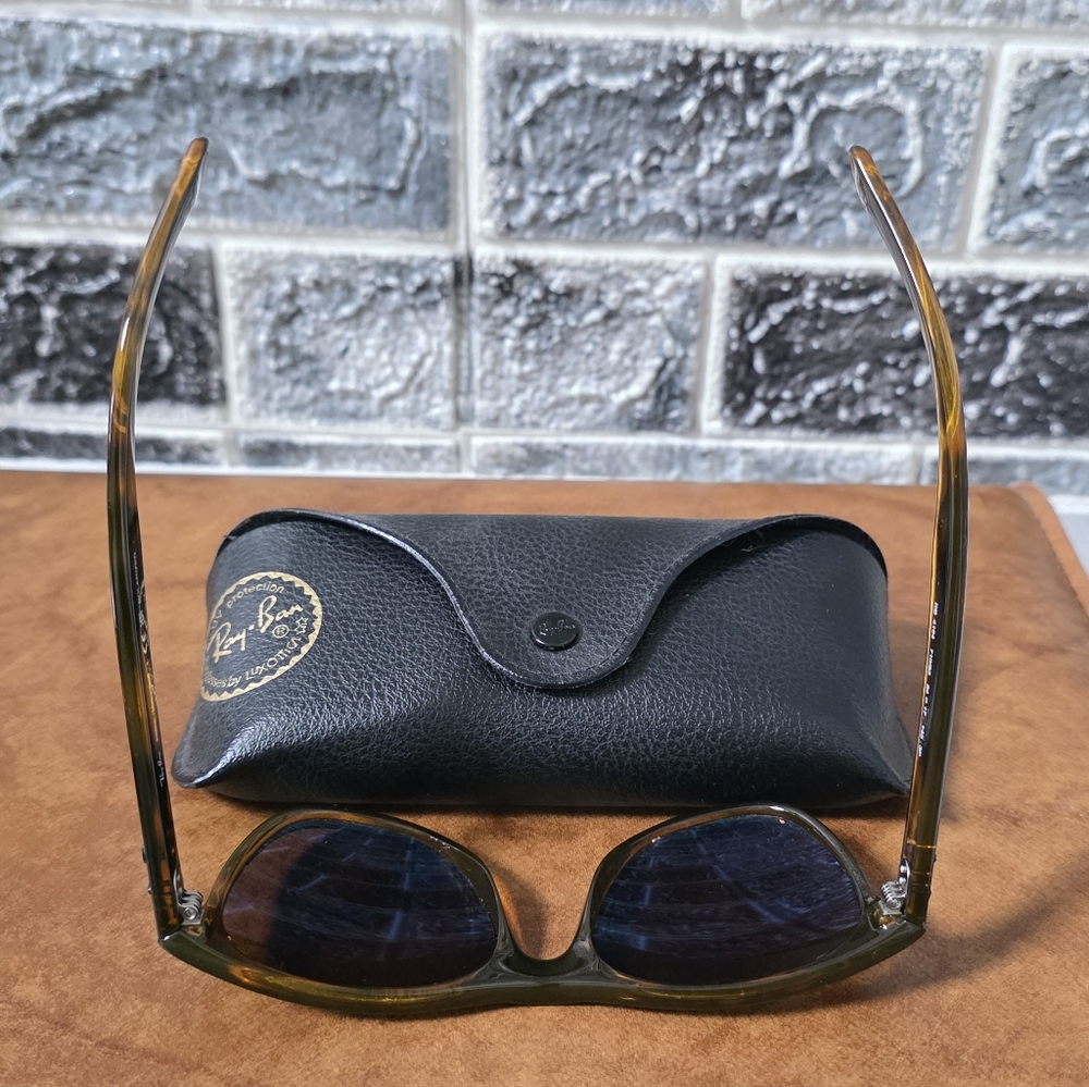 Ray-Ban Brown Sunglasses with Case - Picture 3 of 8